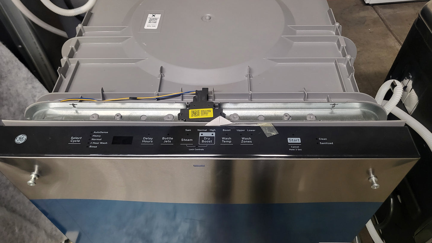 GE ENERGY STAR Top Control with Plastic Interior Dishwasher - GDT630PYRFS