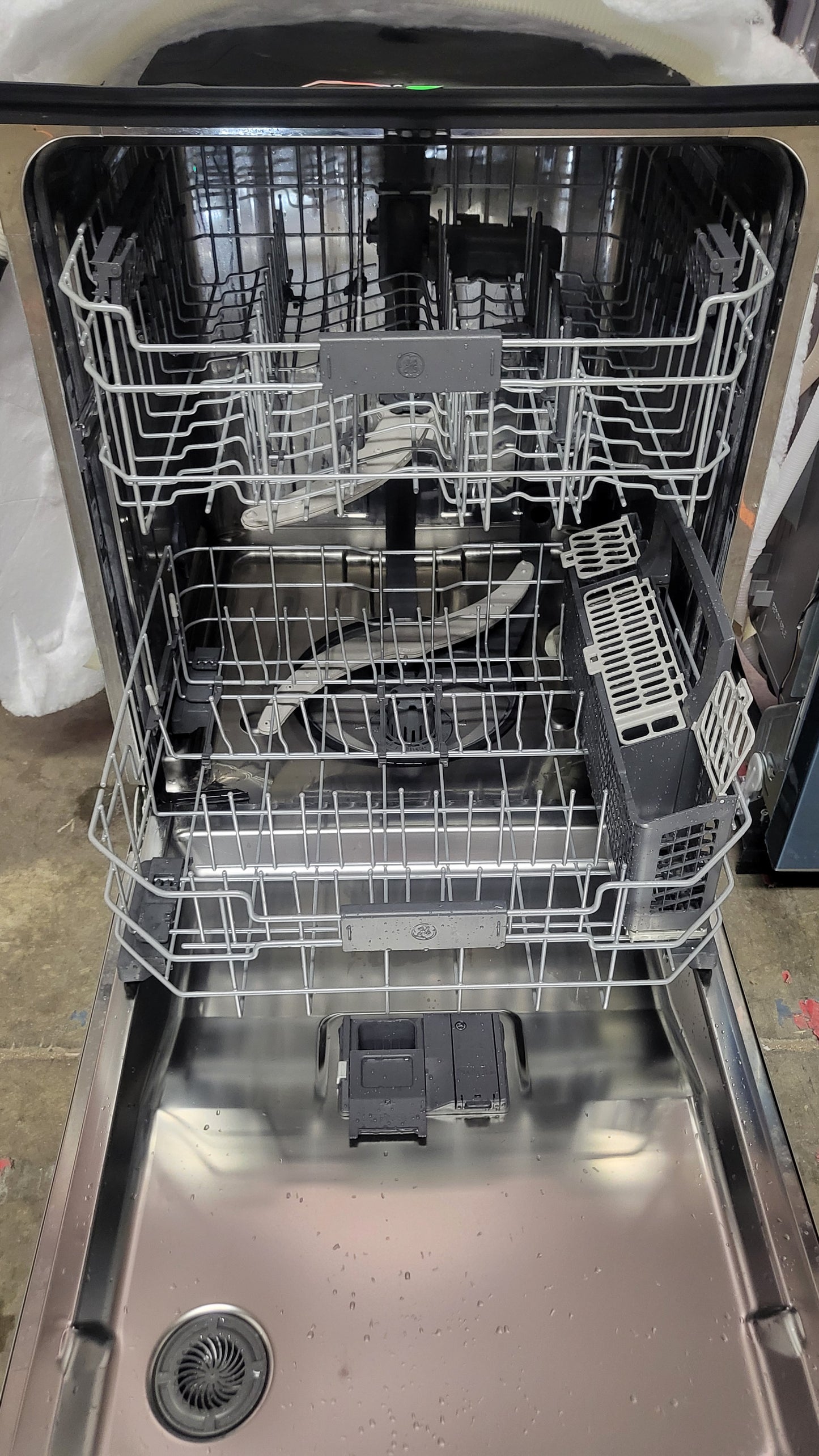 GE Profile ENERGY STAR Top Control Interior Dishwasher - PDT775SYNFS