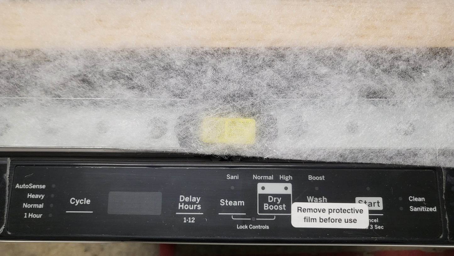 GE Top Control with Plastic Interior Dishwasher - GDT550PGRWW