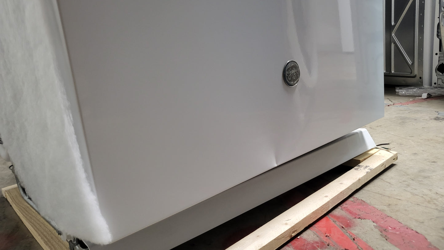 GE Top Control with Plastic Interior Dishwasher - GDT550PGRWW