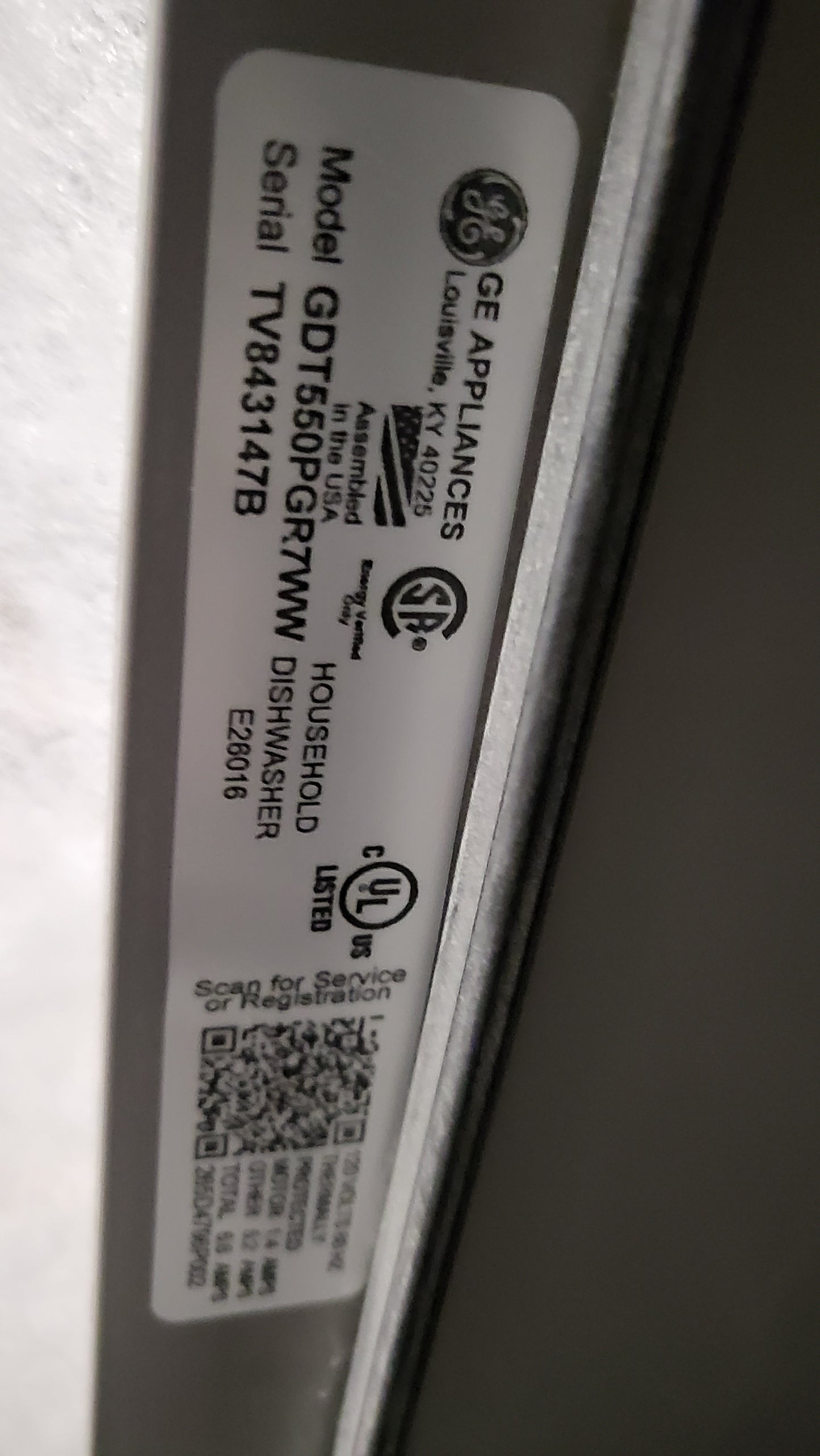 GE Top Control with Plastic Interior Dishwasher - GDT550PGRWW