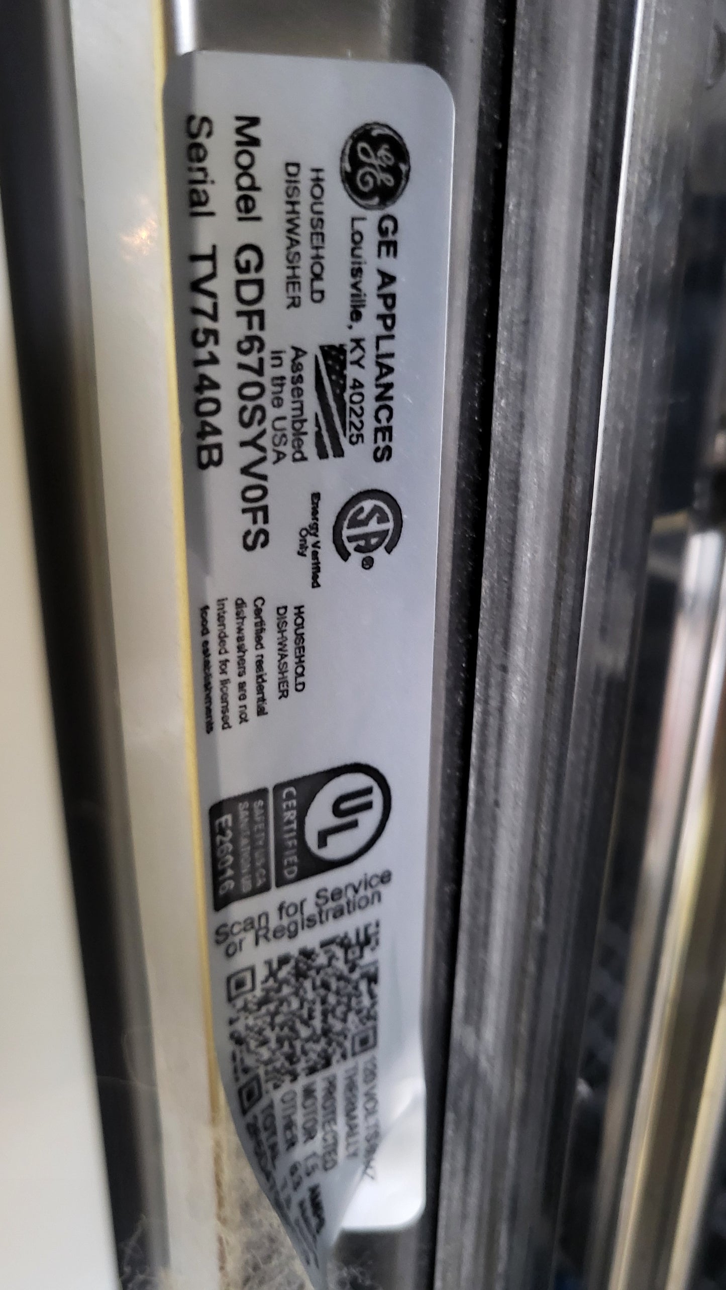 GE Front Control with Stainless Steel Interior Dishwasher - GDF670SYVFS