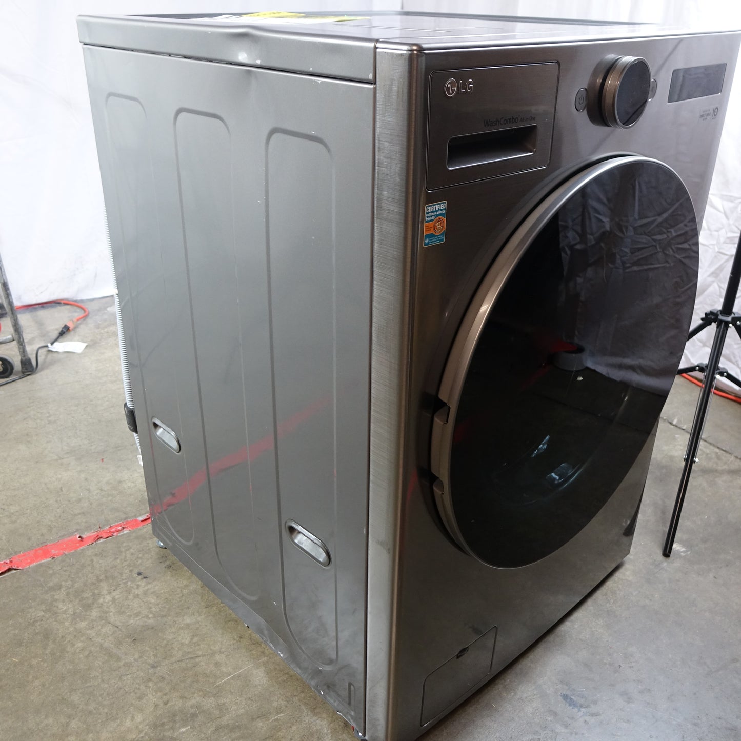 LG WashCombo All-in-One 5.0cu Ventless w/ Inverter HeatPump- WM6998HVA