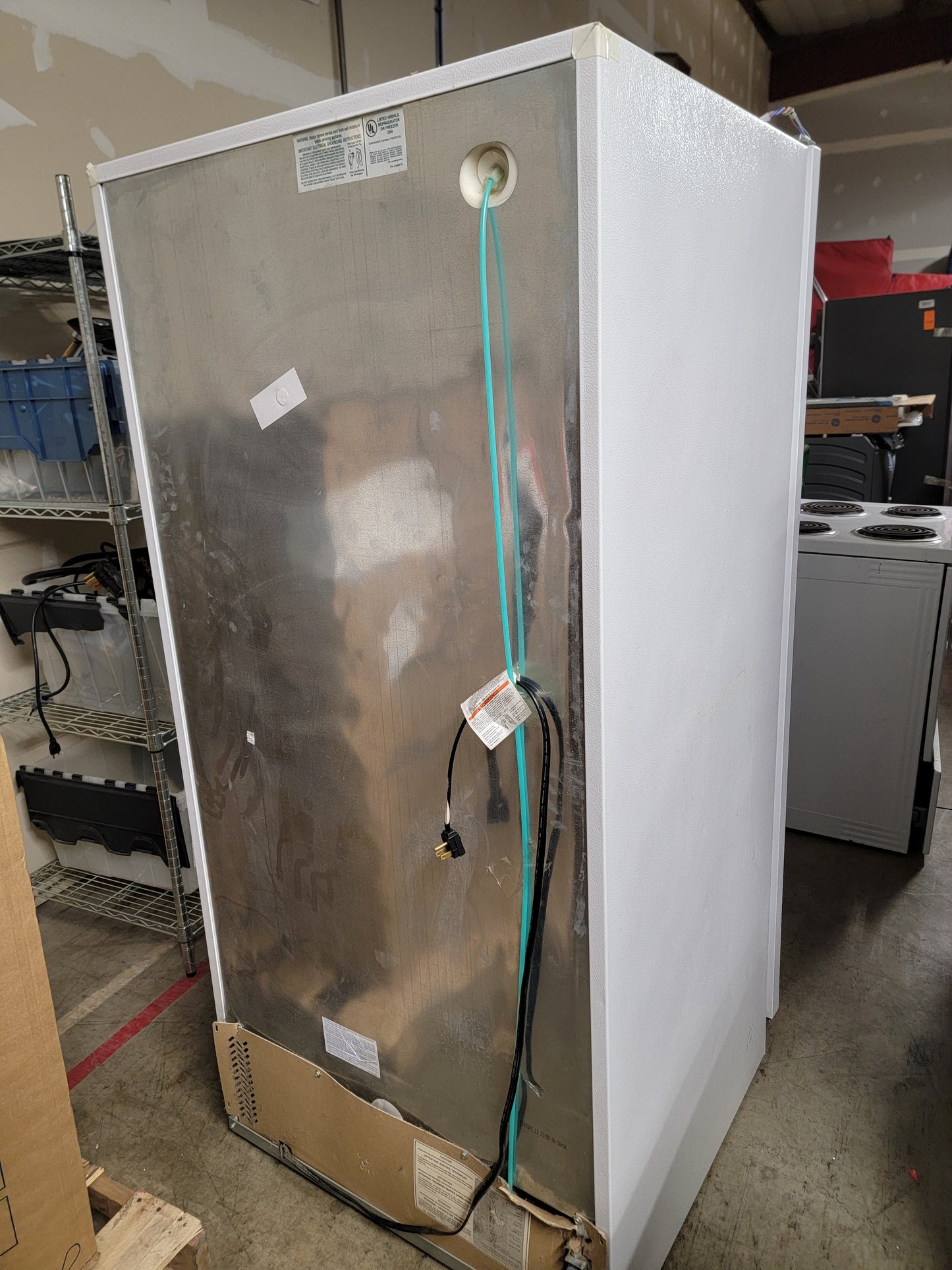 Frigidaire Side-by-Side Refrigerator /w Dispensor - FRS23KF5DW2