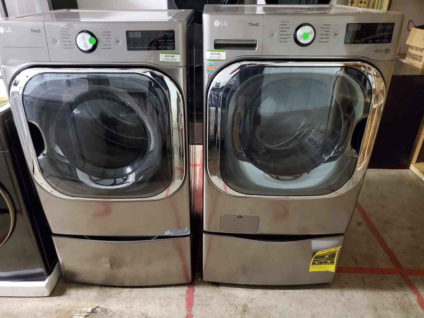 LG 5.2cu Mega Capacity Front Load Washer & 9.0cu Electric Dryer - Graphite Steel