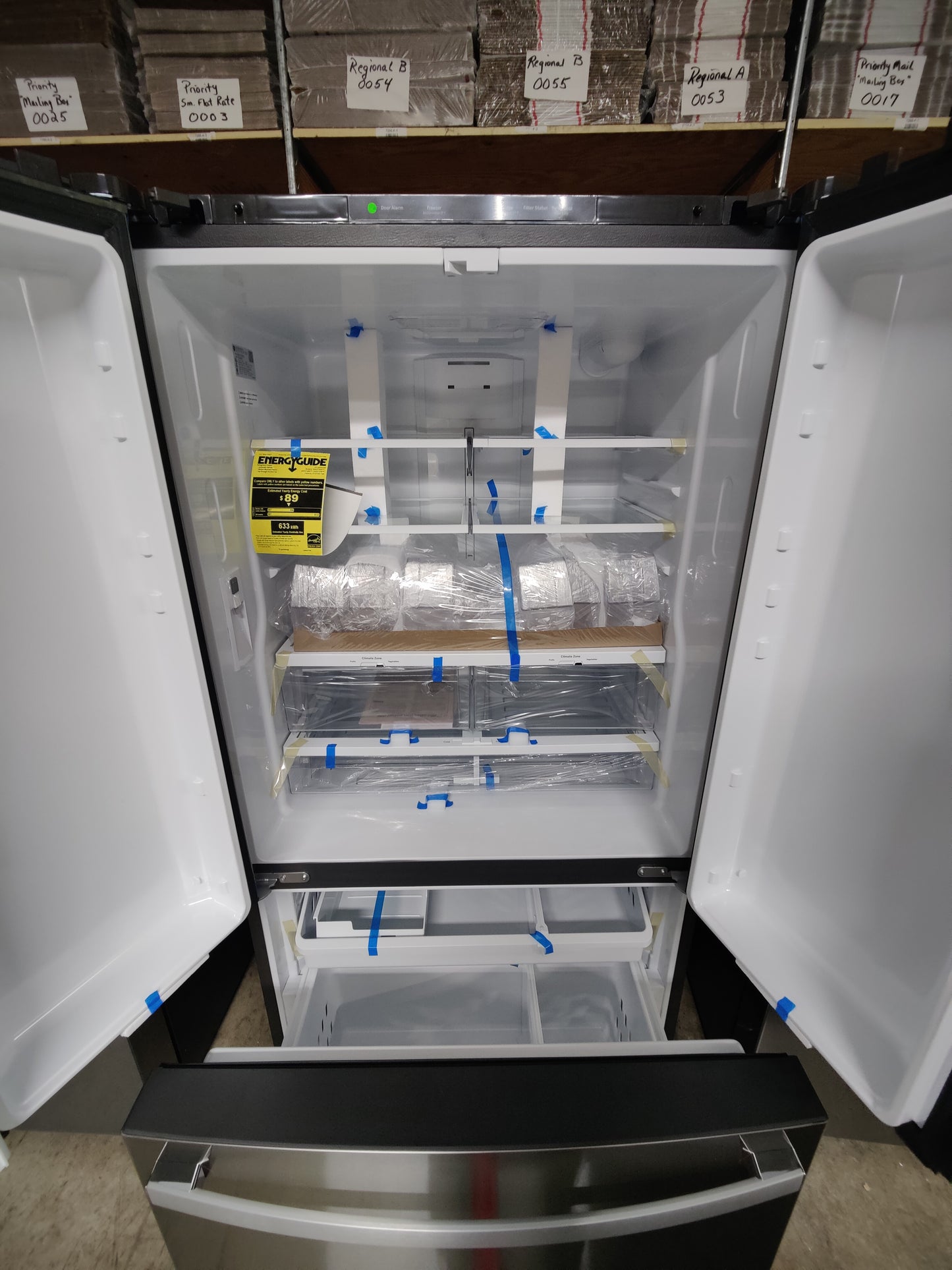 GE 27.0CuFt Fingerprint Stainless French-Door Refrigerator Inside Water/IceMaker