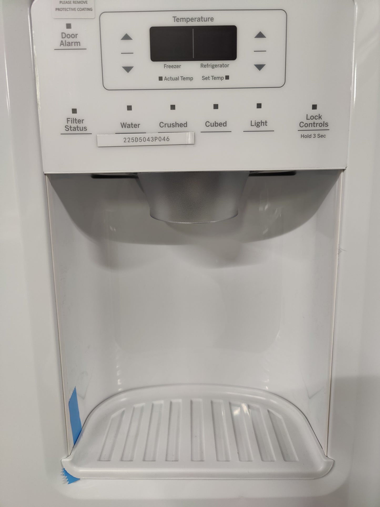 GE 25.3Cu Ft Side-By-Side Refrigerator with Filtered Water/Ice Dispenser (White)