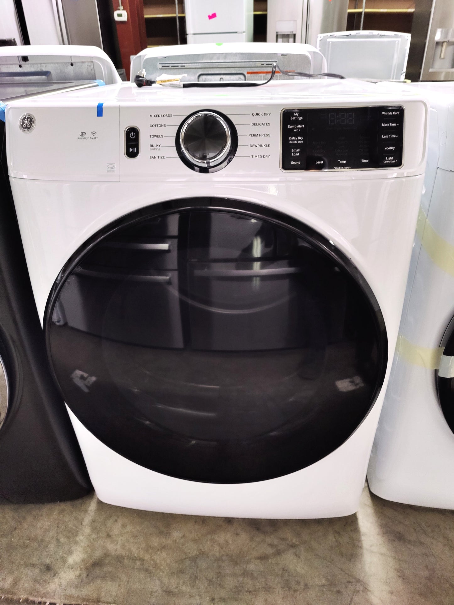 GE 7.8Cu Smart Front Load Electric Dryer with Sanitize, Wrinkle Care & EcoDry - GFD55ESSNWW