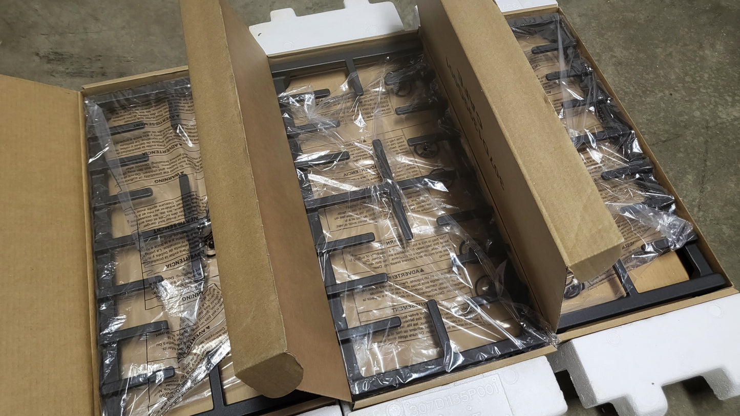 Café 36" Commercial-Style Gas Rangetop w/ 6 Burners (Natural Gas) - CGU366P4TW2