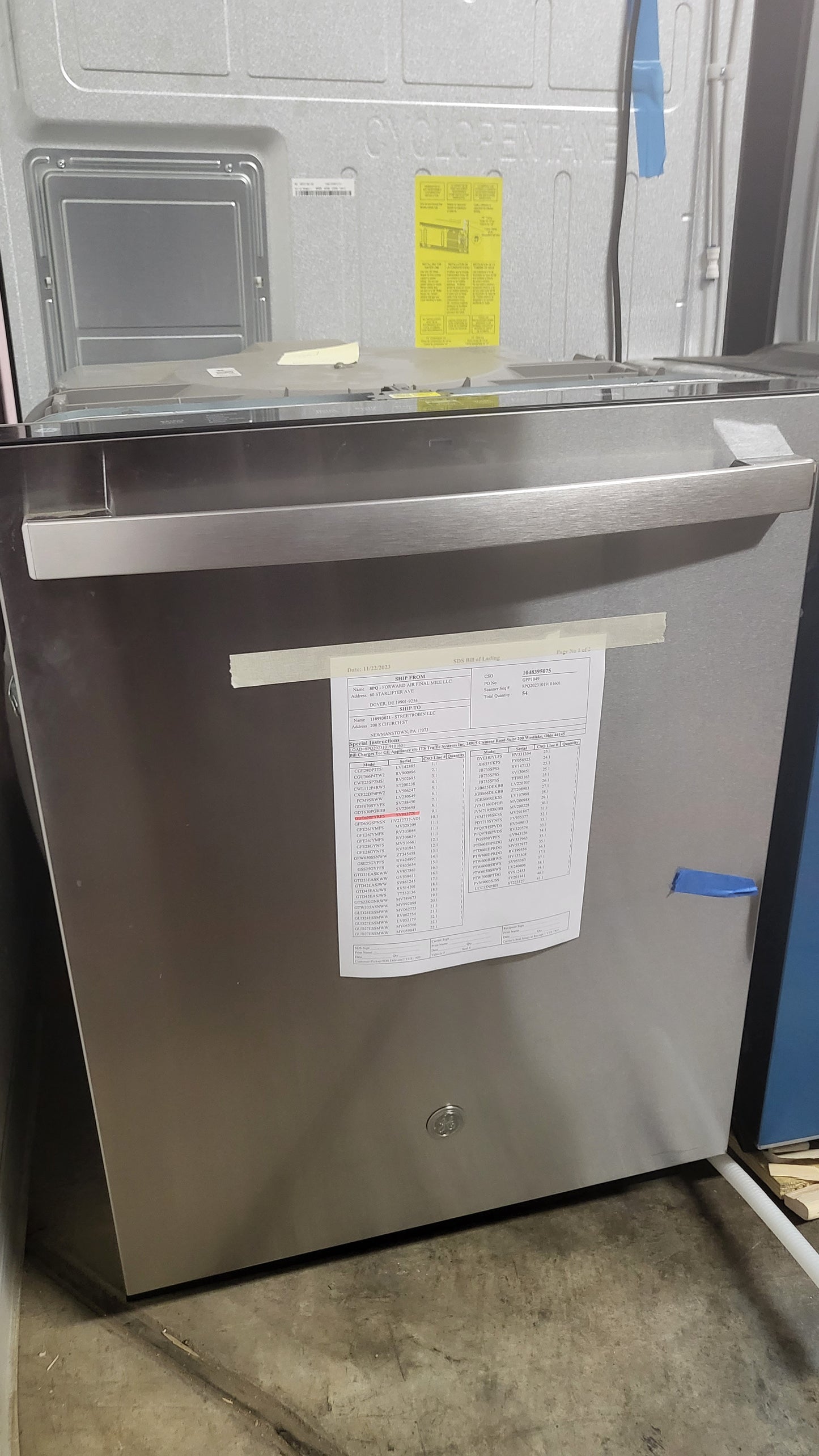 GE Top Control with Plastic Interior Dishwasher - GDT630PYRFS