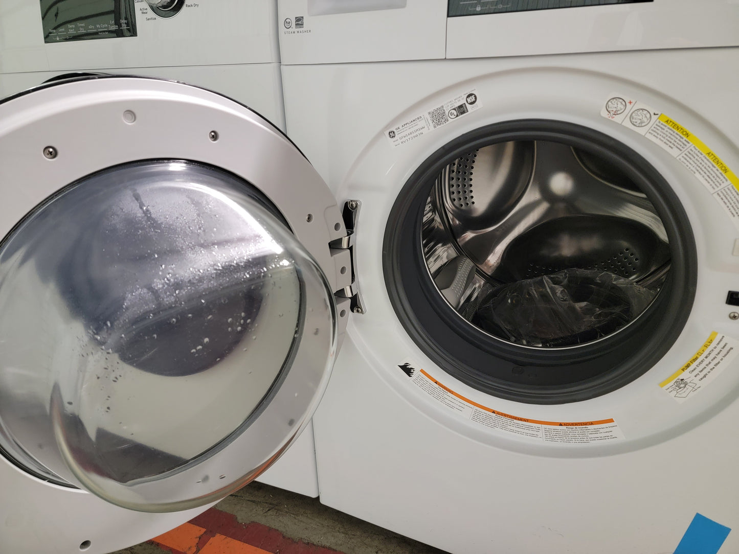 GE 24in Stackable Washer & Dryer Set with Front Load Washer and Electric Dryer in White