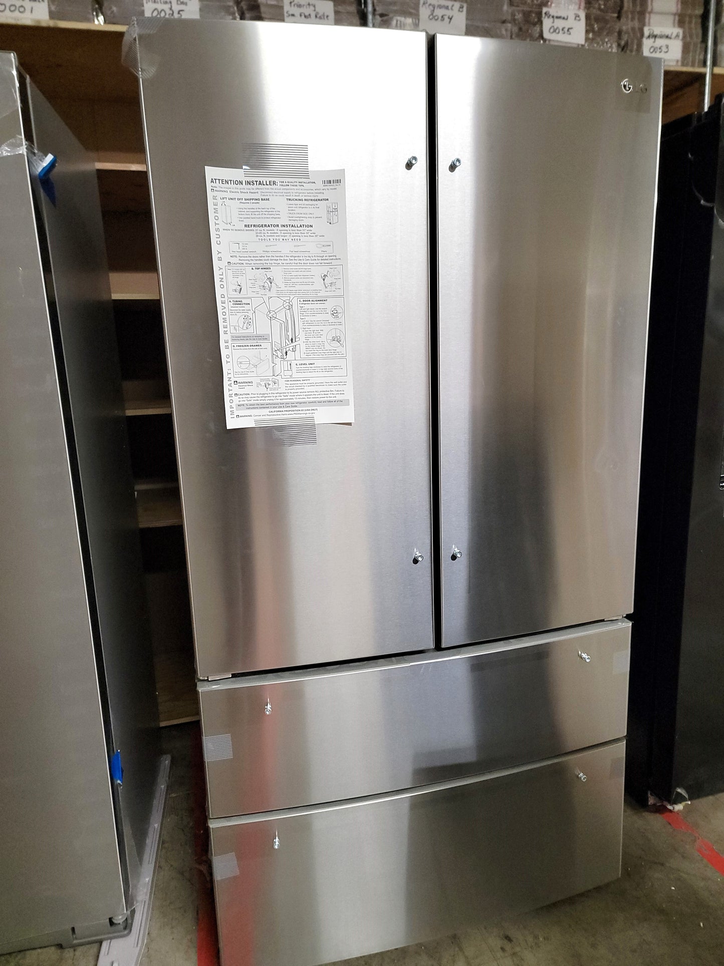 LG 22.7 cu ft 4-Door Counter-Depth French Door Refrigerator  - LMWC23626S