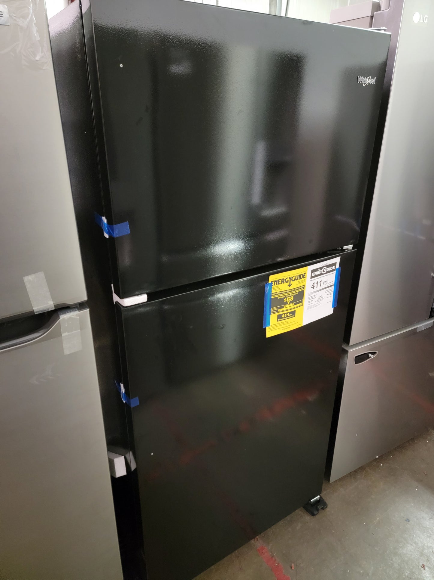 Whirlpool 30in 18.2 cu ft Black Top-Freezer Refrigerator - WRT318FZDB