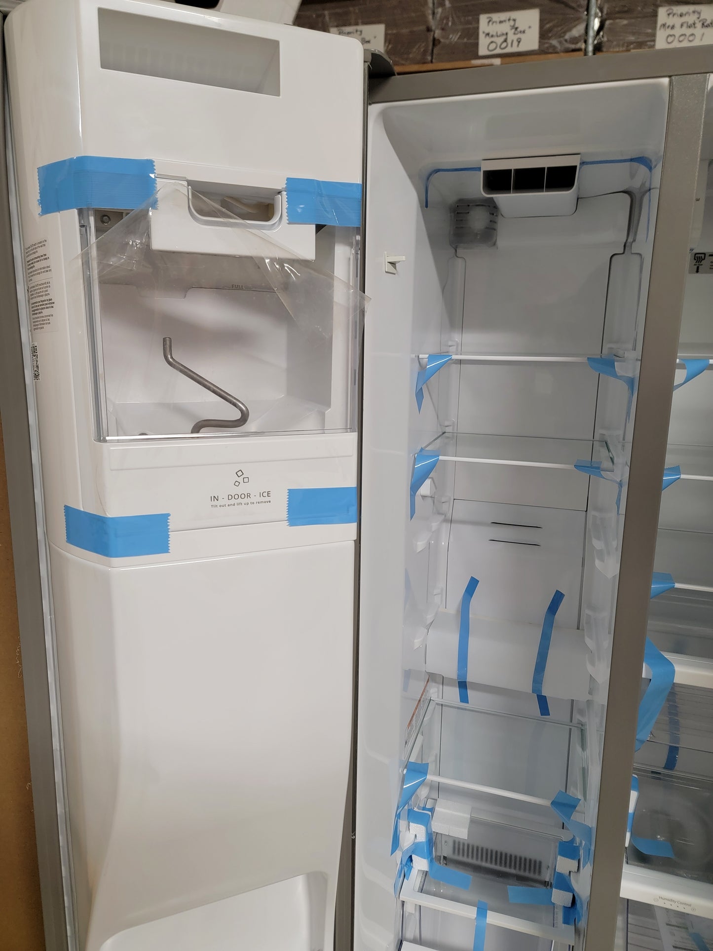 Whirlpool 20.6-cu ft Counter-Depth Side-by-Side Refrigerator - WRS571CIHZ