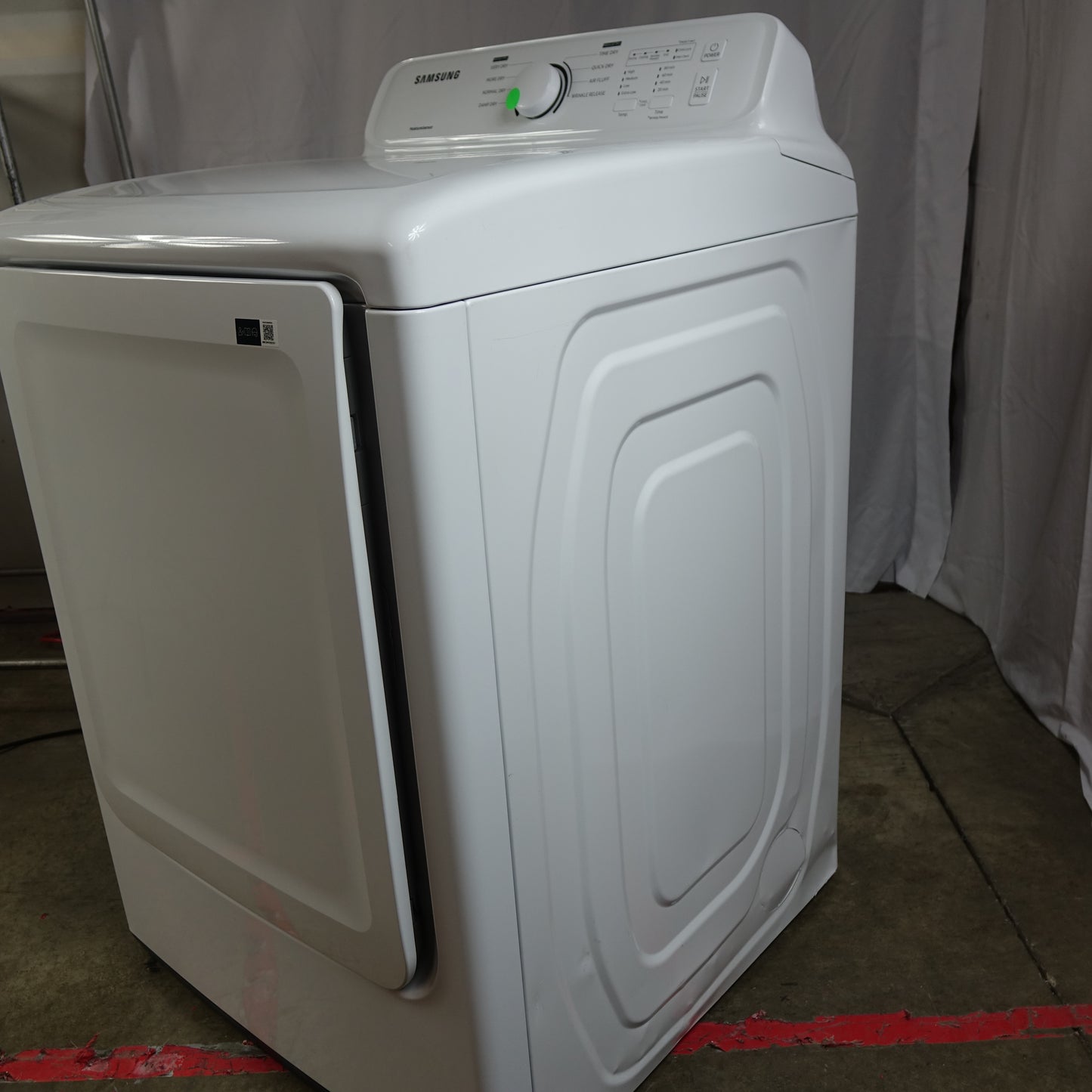 Samsung 7.2cu Vented Electric Dryer /w Sensor Dry - DVE41A3000W