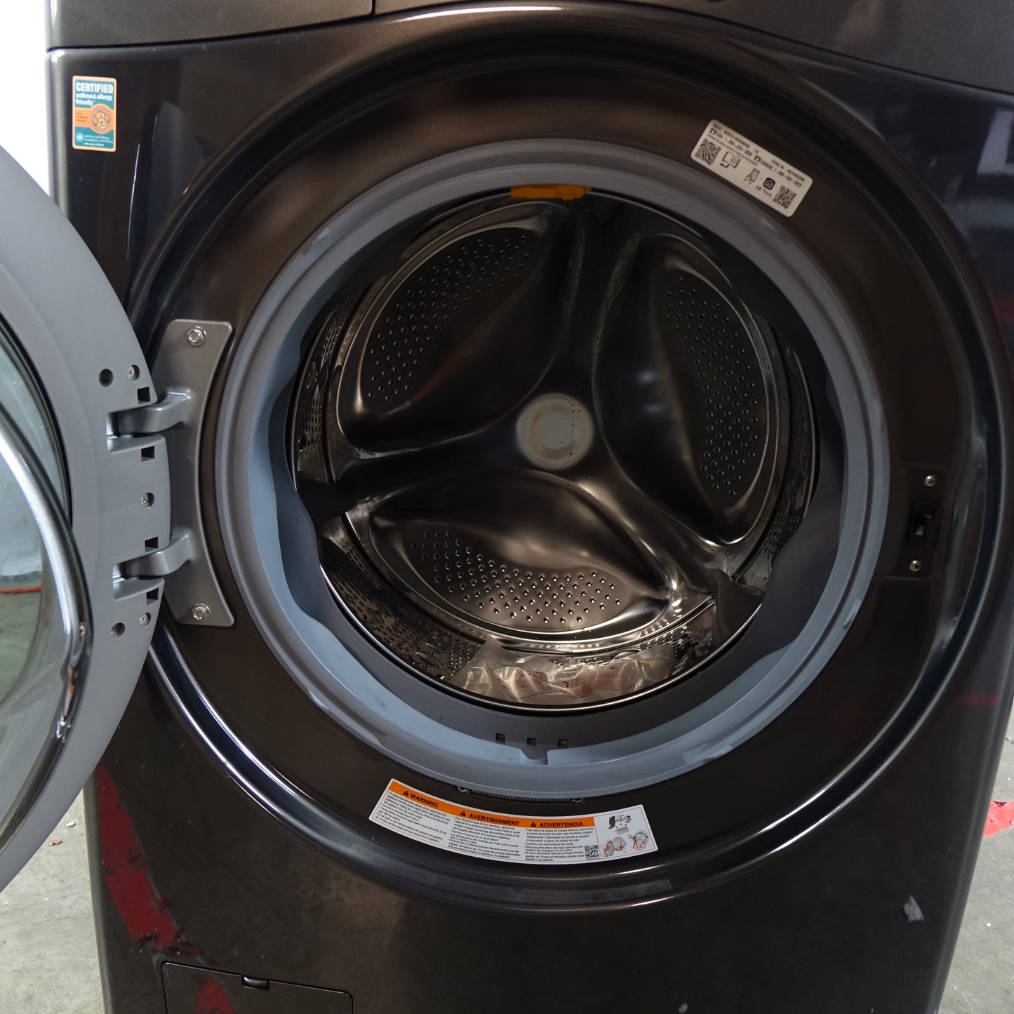 LG 4.5cu Stackable Front Load Washer /w Steam & TurboWash - WM4080HBA