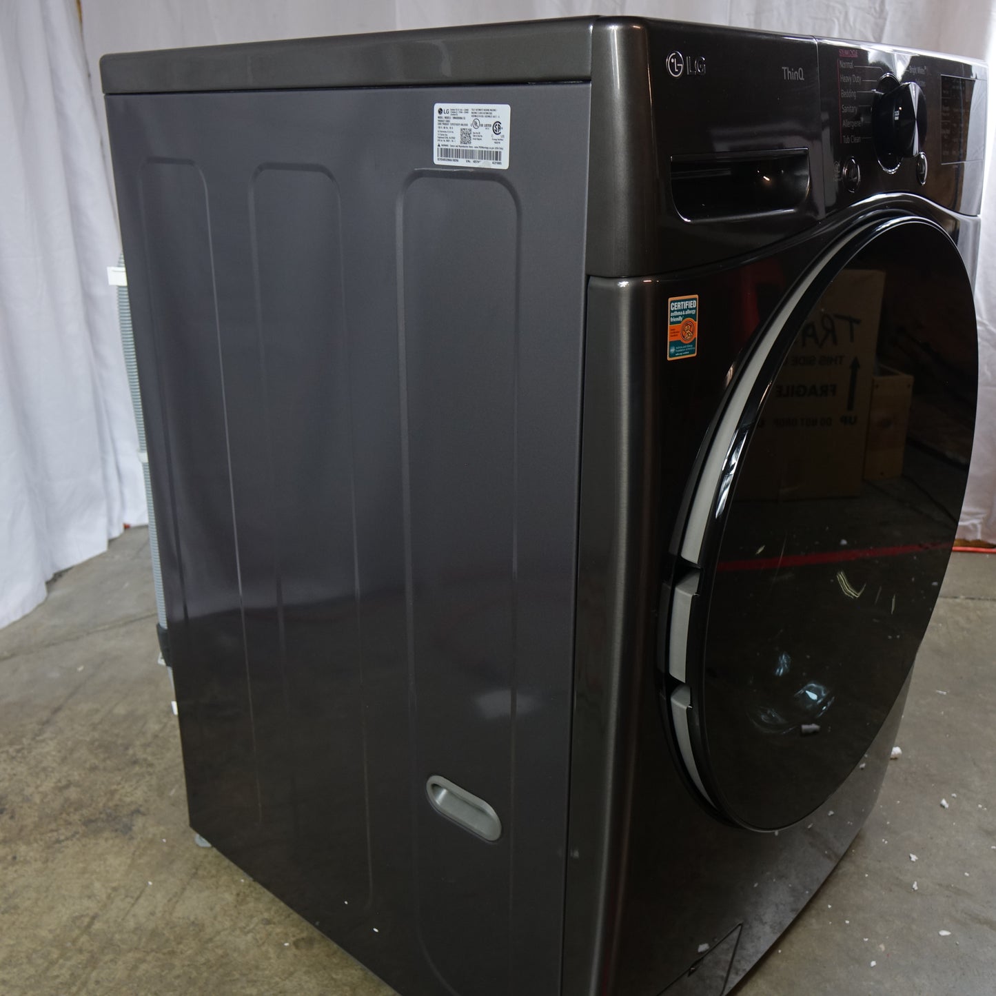 LG 4.5cu Stackable Front Load Washer /w Steam & TurboWash - WM4080HBA