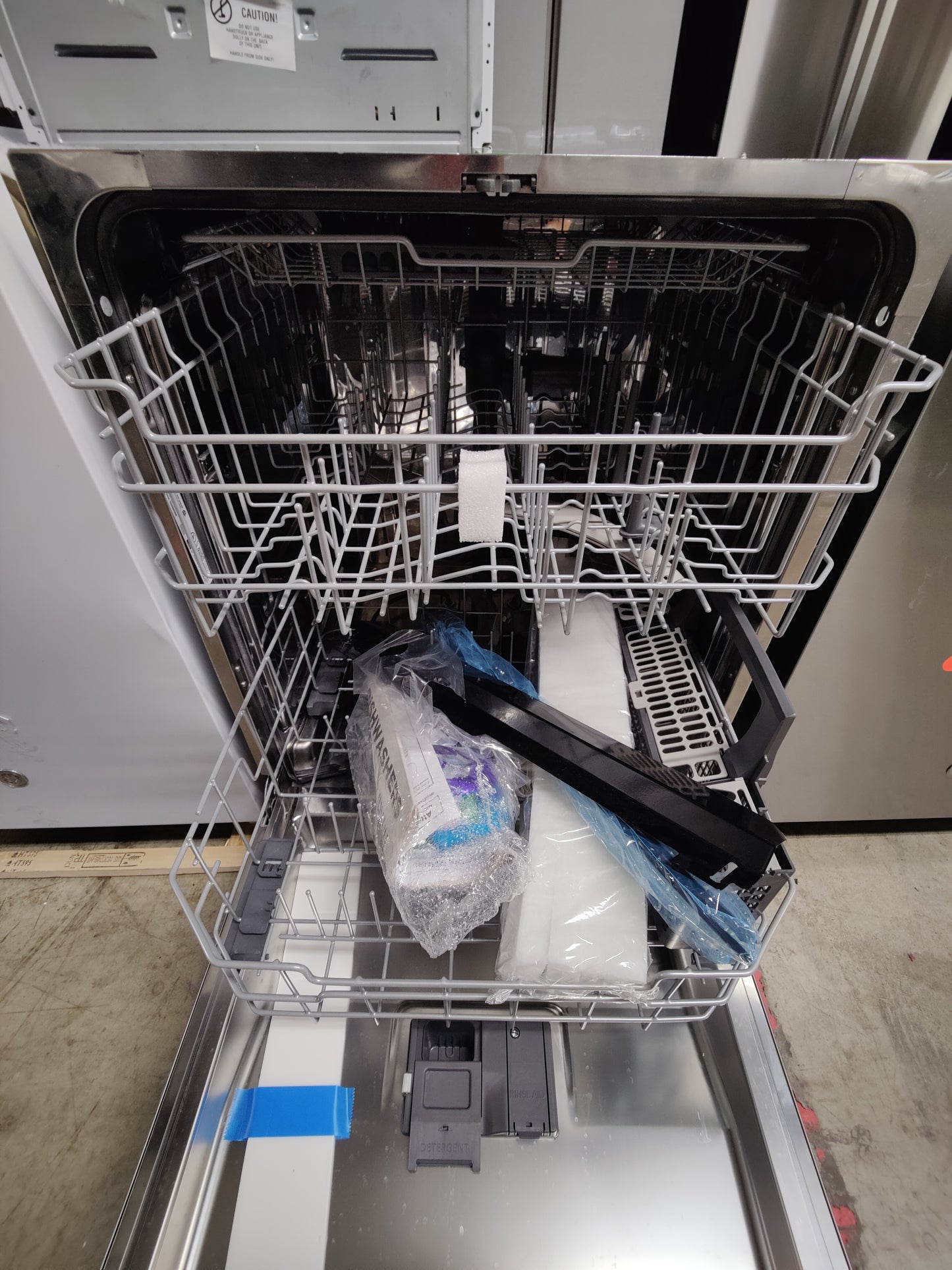 GE Top Control with Stainless Steel Interior Dishwasher with Sanitize Cycle