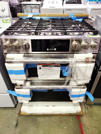 GE Cafe  30" Smart Slide-In, Front-Control, Gas Double-Oven Range Convection