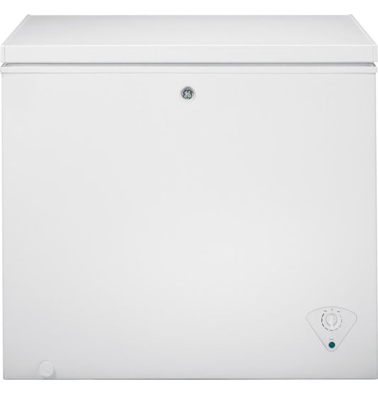 GE 7.0 Cu. Ft. Manual Defrost Chest Freezer - FCM7STWW