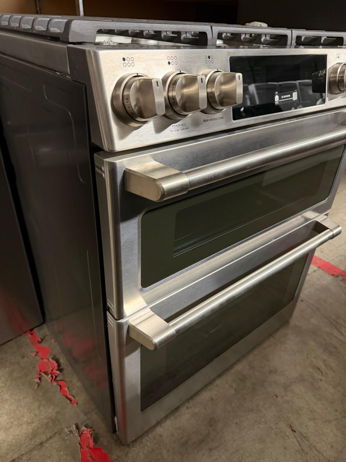 Cafe  30" Smart Slide-In, Front-Control, Gas Double-Oven Range - CGS750P2MS1