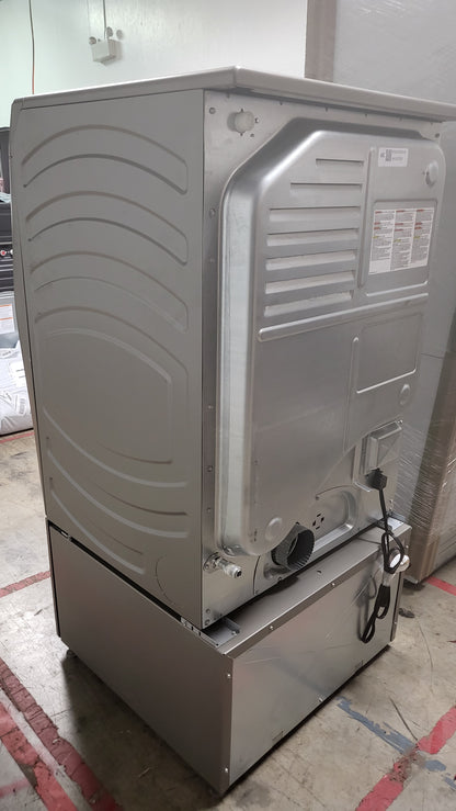 GE 7.8 cu. ft. Capacity Smart Front Load Gas Dryer - GFD65GSPNSN